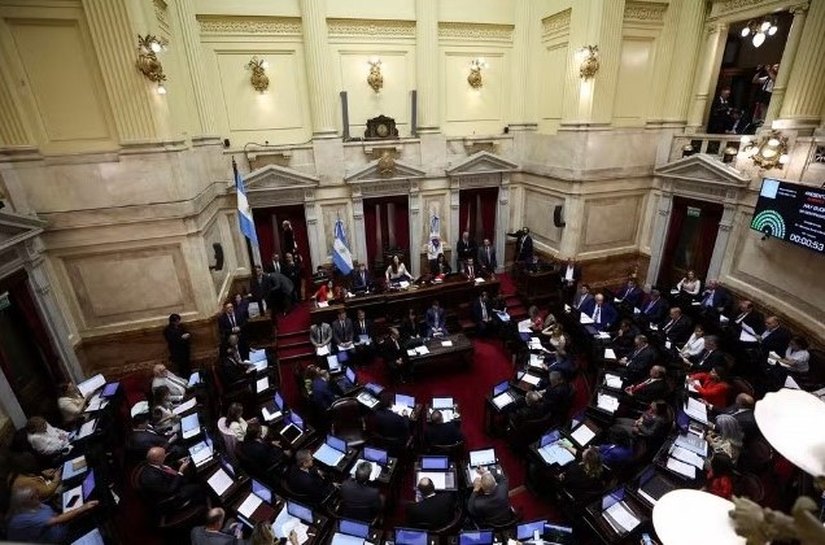 Senado argentino rejeita ‘decretaço’ de Milei