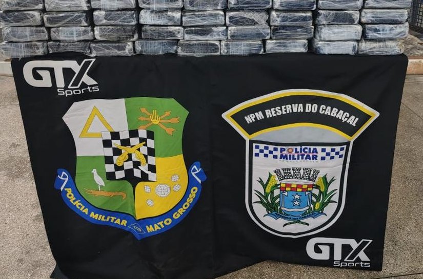 Polícia Militar localiza aeronave e apreende 78 tabletes de cocaína na Reserva do Cabaçal, MT