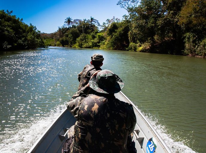 Governo sanciona Lei do Transporte Zero para combater a pesca predatória em MT