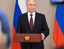 Rússia está ganhando tempo com ataques na Ucrânia, diz enviado dos EUA