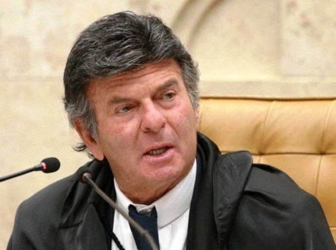 Fux fará discurso firme para responder às ameaças de Bolsonaro, consideradas inaceitáveis dentro do STF
