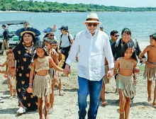 Lula visita aldeia indígena e promete energia para 4,3 mil famílias