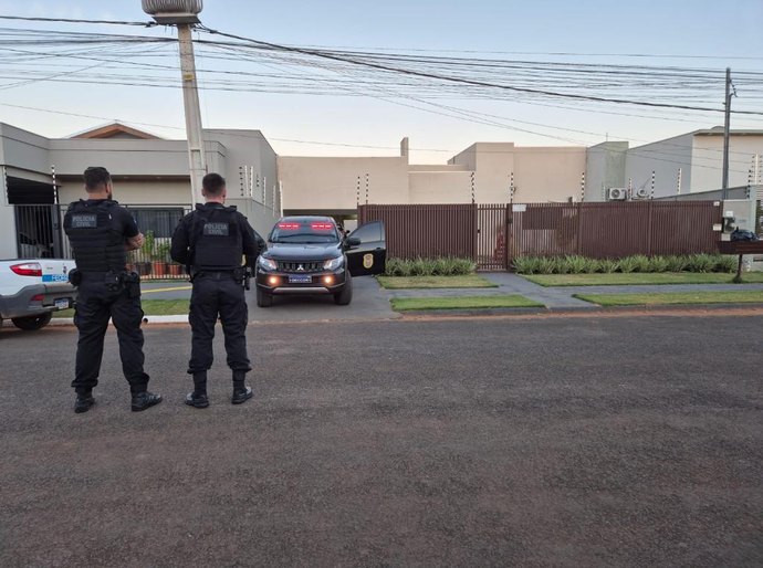 Polícia Civil cumpre mandados em investigação de esquema de corrupção em hospital de Campo Novo do Parecis,MT