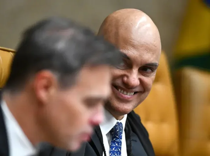 'Ou o Supremo julga Moraes ou o Congresso julga', diz jurista Joaquim Falcão