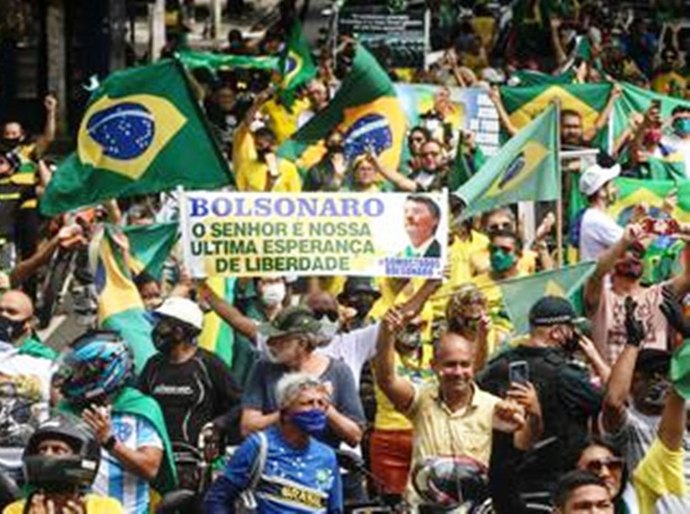 Capitais registram manifestações a favor de Bolsonaro no Dia do Trabalho