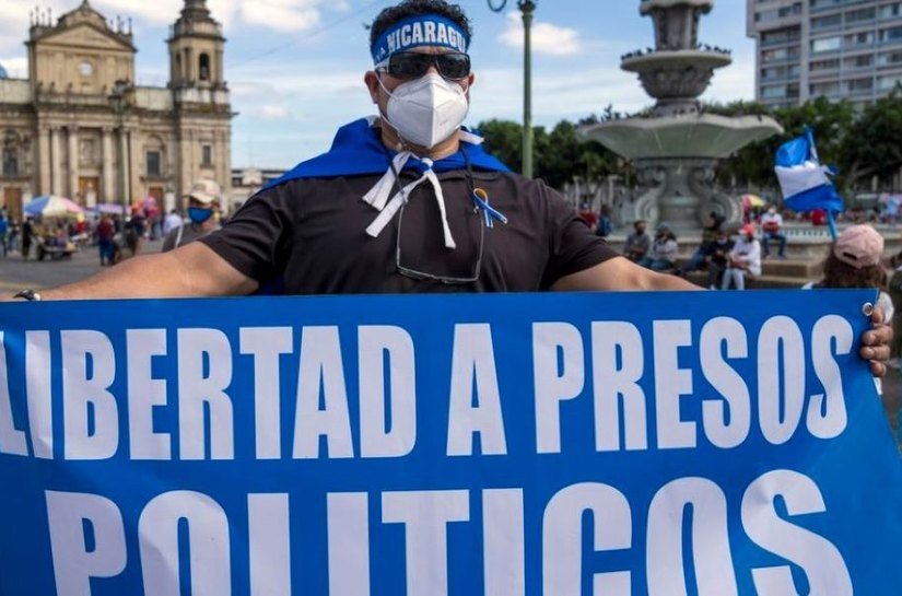 O regime de Daniel Ortega liberta mais de 200 presos políticos na Nicarágua e os exila nos Estados Unidos
