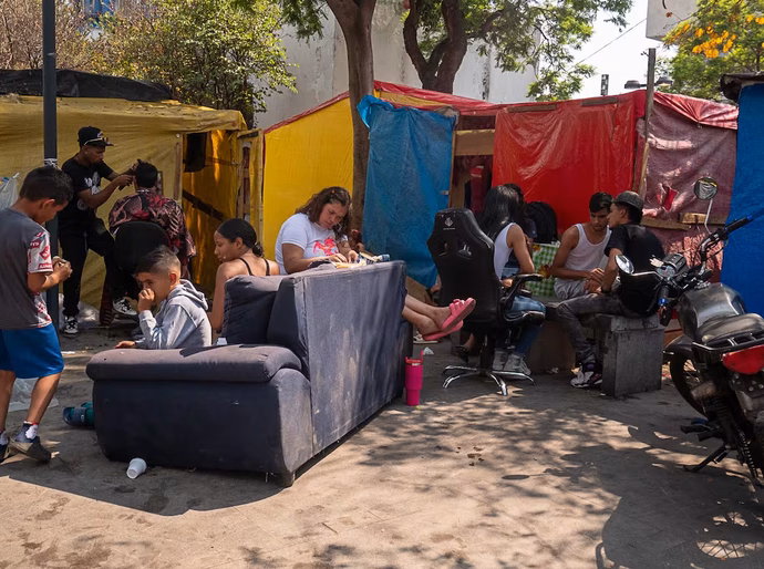 Migrantes retidos na Cidade do México cogitam retornar aos seus países de origem: 'Os Estados Unidos não são mais uma opção'