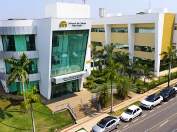TCE-MT e UFMT reforçam parceria para desenvolvimento de planejamento estratégico dos municípios