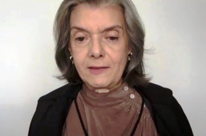 Ministra diz que 'arapongagem' é crime e que fornecimento de informações à Abin exige motivo