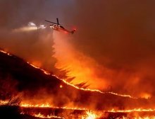 Novo foco de incêndio em Los Angeles se espalha rapidamente perto de endereço das Kardashians, John Travolta e outras celebridades