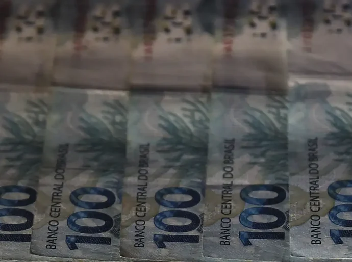 Saiba como resgatar dinheiro investido no Banco Master