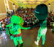 Alunos de Cuiabá são protagonistas de peça de teatro para educação no trânsito