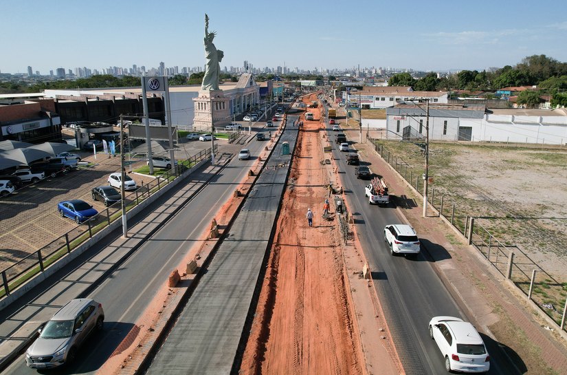 Governo investe R$ 967 milhões para melhorar asfalto, moradias e distribuição de água em Várzea Grande