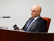 Os novos indícios que ligam o número de telefone salvo por Daniel Vorcaro a Alexandre de Moraes