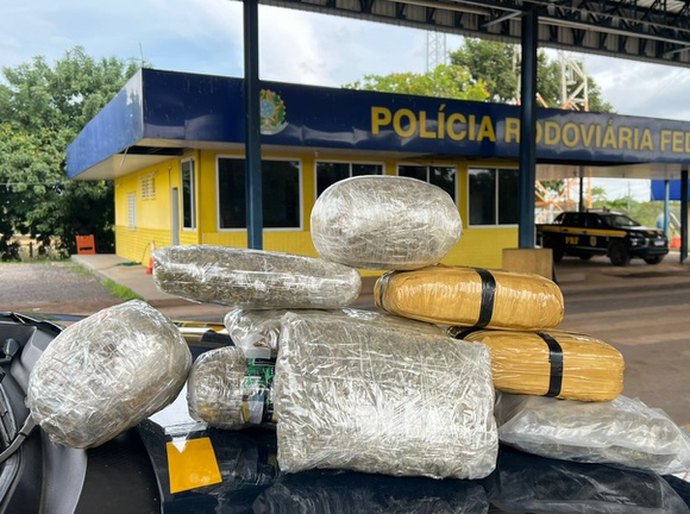 PRF apreende droga na BR-070, em Poconé,MT