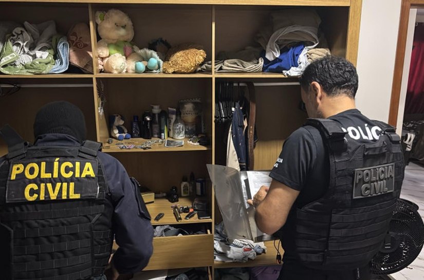 Polícia Civil cumpre mandados contra facção criminosa investigada por tráfico, extorsão e lavagem de dinheiro
