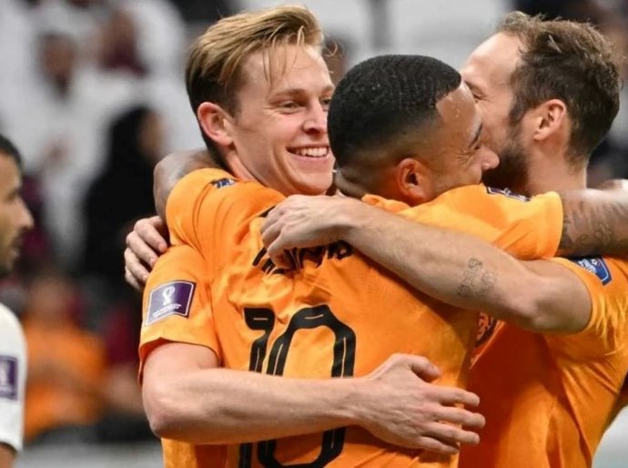 Holanda vence o Qatar com tranquilidade e garante liderança do Grupo A da Copa do Mundo