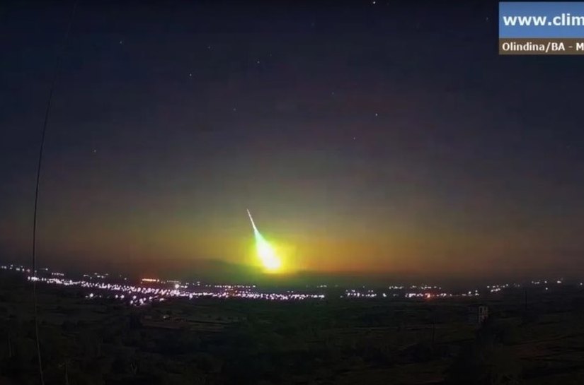 Passagem de meteoro clareia céu e “noite vira dia” no Nordeste; veja vídeo