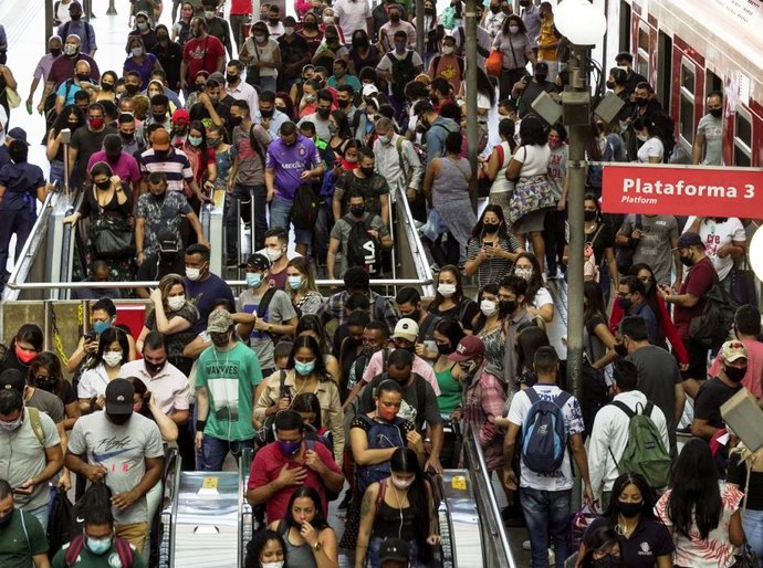 Fase emergencial em São Paulo esbarra em falta de auxílio financeiro: “Preciso trabalhar”