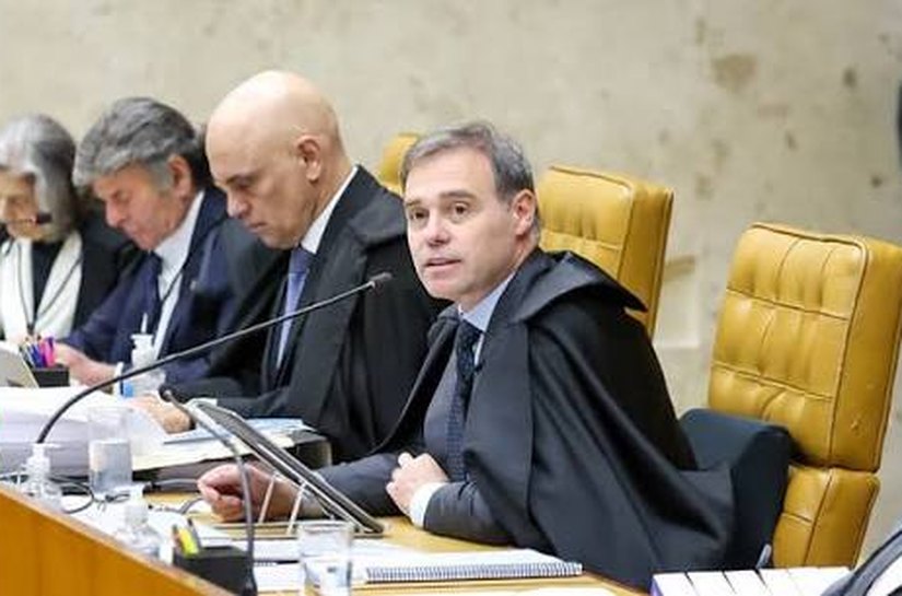 Fux vota e STF tem maioria para liberar pagamento de parte dos penduricalhos para juízes e MP