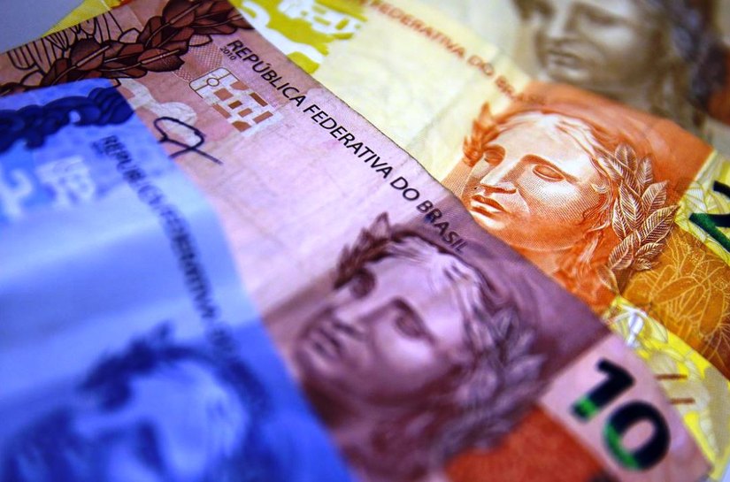 Trabalhadores começam a receber hoje benefício emergencial