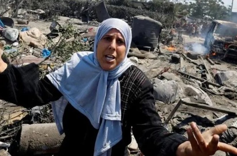 O que se sabe sobre ataque de Israel em zona humanitária de Gaza que deixou 90 mortos