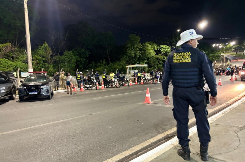 Veja Fotos: Operação Lei Seca em Várzea Grande prende 3 na madrugada de quarta feira, 20