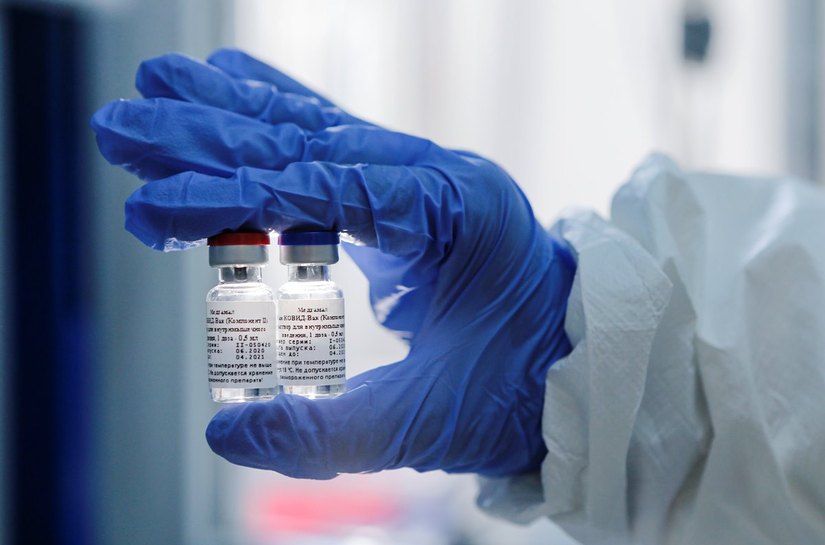 Covid-19: EUA podem autorizar uso emergencial de vacina antes do fim da fase 3