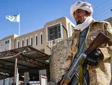 Afeganistão e Paquistão trocam novos ataques na fronteira