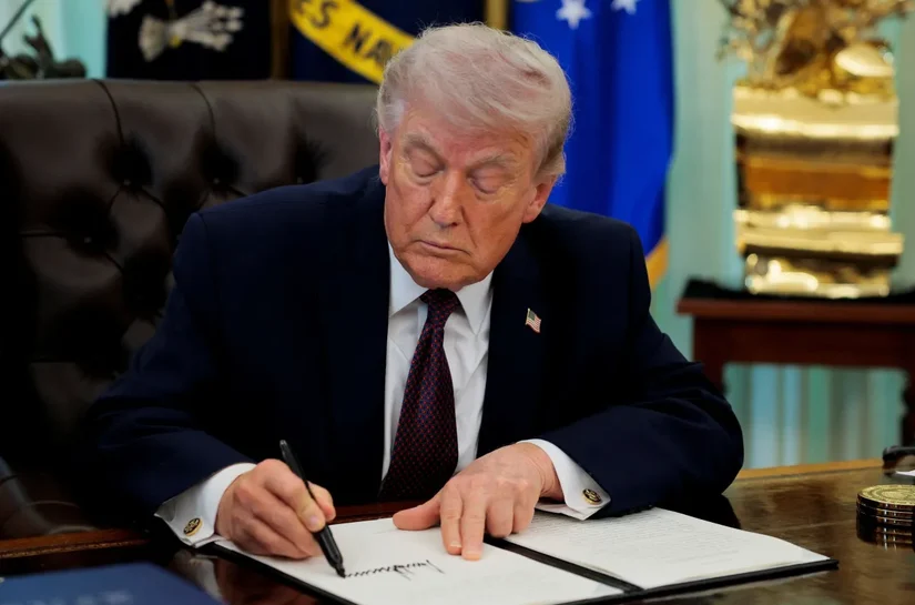 Trump devolve texto de acordo com Irã com alterações e estende negociações