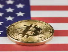 O zumbido de mineradora de bitcoin que gera revolta em redutos de Trump
