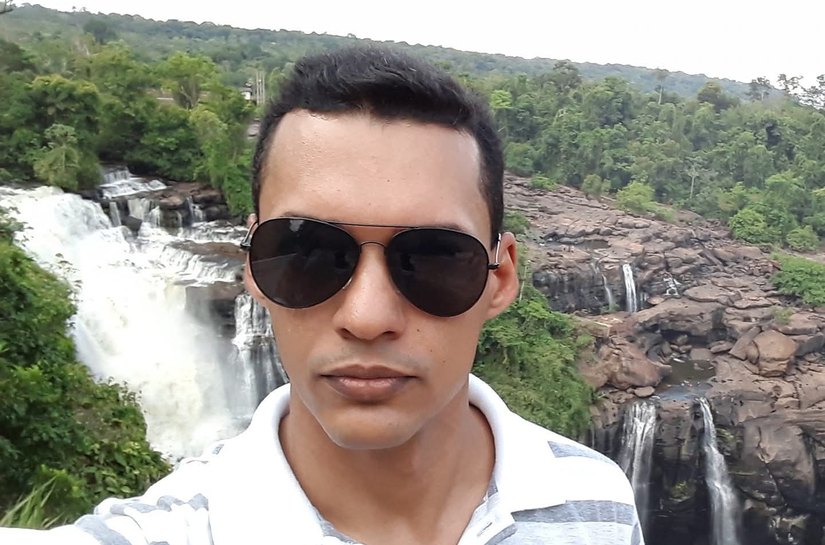 Armado, embriagado e reincidente: policial penal atira em local público e apavora clientes em MT