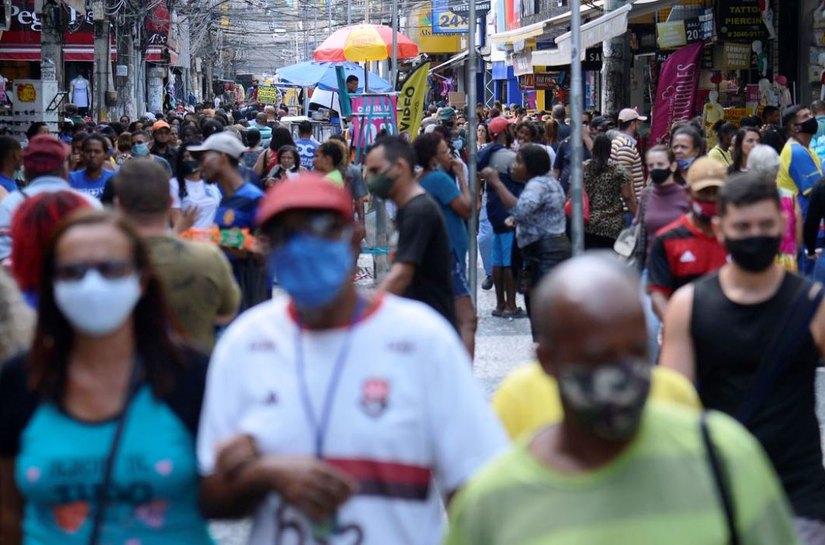 Aumento da expectativa de vida não considera efeitos da covid-19