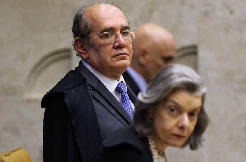 Gilmar Mendes anula arquivamento de ação contra Bolsonaro