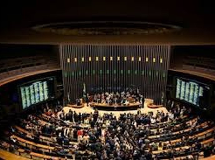 Câmara dos Deputados aprova Projeto Antifacção para combate ao crime organizado