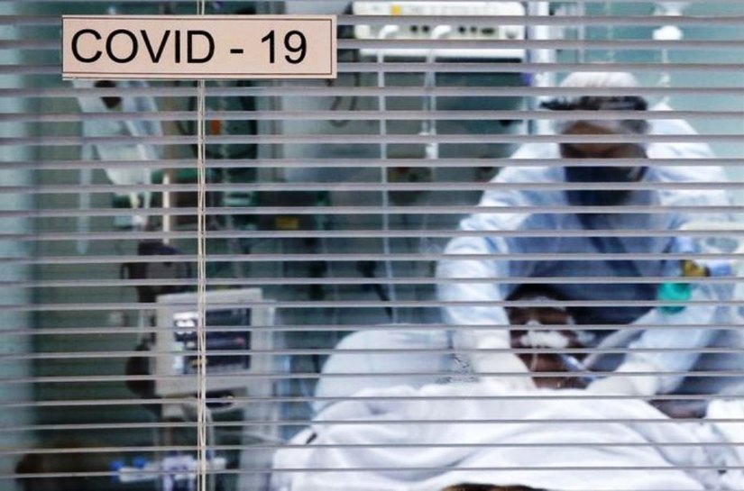 Coronavírus: Brasil supera marca de 215 mil mortos pela covid-19 e tem mais de 8,7 milhões de casos