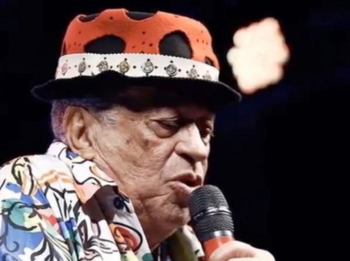 Brasil perde Genival Lacerda, símbolo da cultura nordestina, morto pela covid-19 aos 89 anos