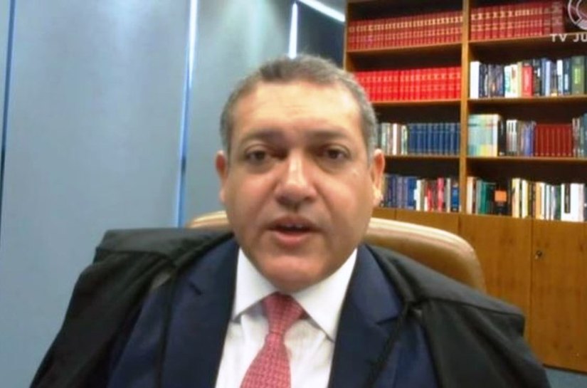 Covid-19: Nunes Marques decide que estados e municípios não podem proibir cultos e missas