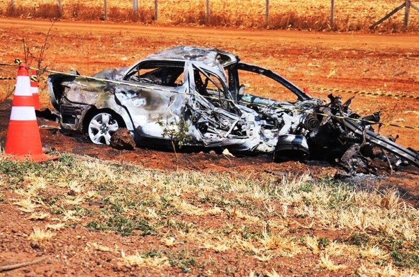 Acidente entre Corolla e carreta no km 617 da BR-163 mata motorista em MT