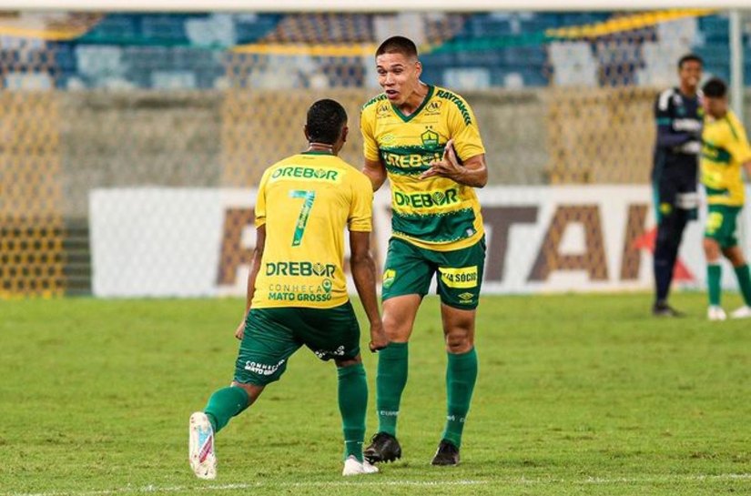 Cuiabá goleia o Luverdense e está na final do mato-grossense