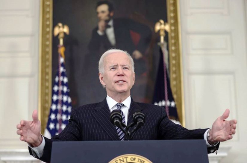 Biden anuncia que todos os adultos dos EUA poderão marcar hora para se vacinar a partir de 19 de abril