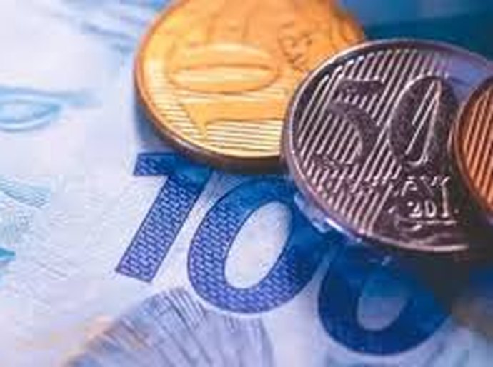 Por que o imposto pesa tanto no bolso do brasileiro — e o que o governo pode fazer para aliviar