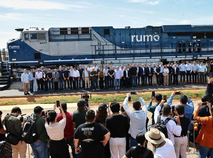 Governo de MT e Rumo inauguram 1º trecho da Ferrovia Estadual: “Mato Grosso é um exemplo do que o Brasil pode fazer”, afirma governador