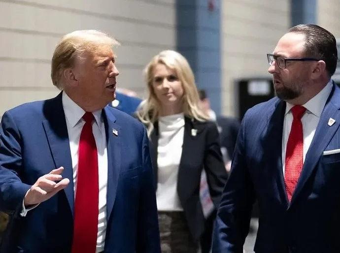Conselheiro de Trump: “Nunca vou desistir até que Bolsonaro seja livre”