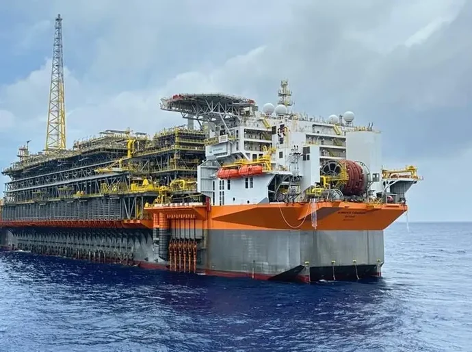 Petrobras descobre óleo de qualidade na Bacia de Santos