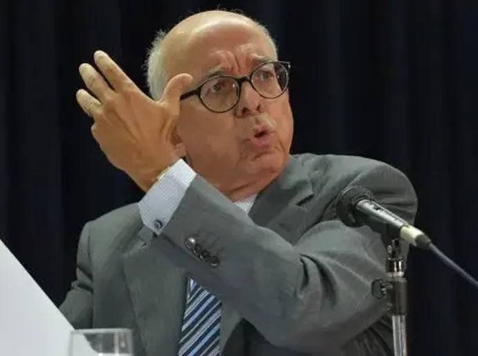 'É a maior crise do STF': Gonet deveria se afastar do caso Master e Moraes precisa ser investigado, afirma ex-PGR Claudio Fonteles