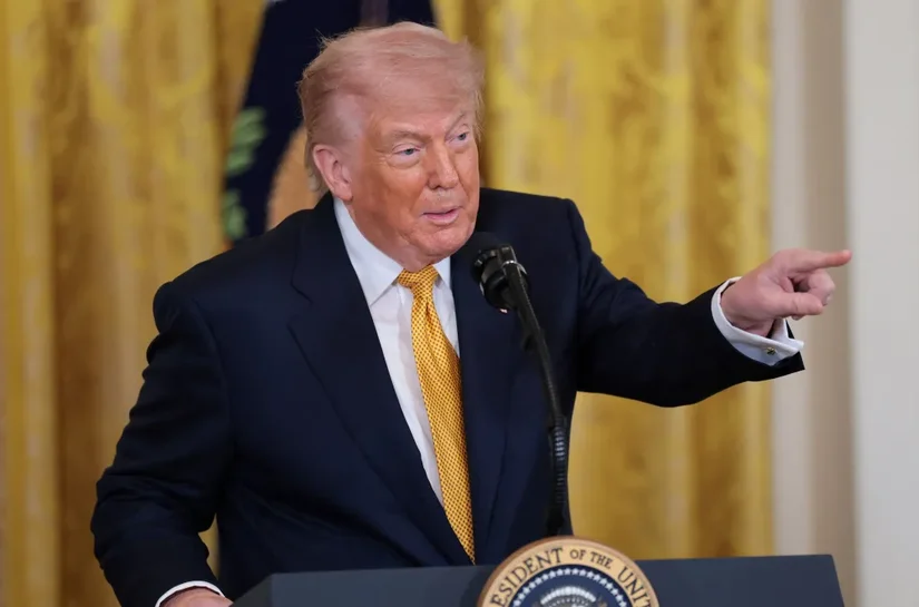 Trump diz que EUA atacarão novamente o Irã após derrubada de helicóptero