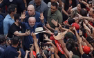 Lula reduziu a vantagem de Flávio Bolsonaro para dois pontos, mas eles permanecem tecnicamente empatados a pouco mais de uma semana das eleições