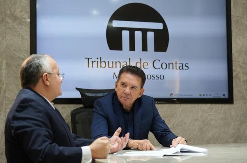 Sérgio Ricardo recebe novos documentos sobre pagamentos do governo estadual à Oi