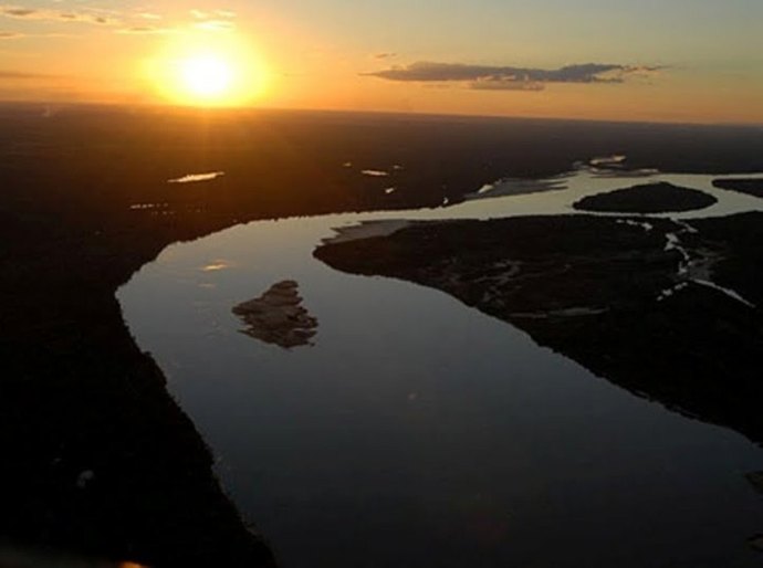 MPF obtém liminar que obriga empresa a tratar resíduos lançados no rio Araguaia,MT